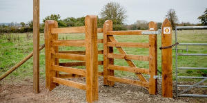Lt Warren Peter Clowes Memorial Gate